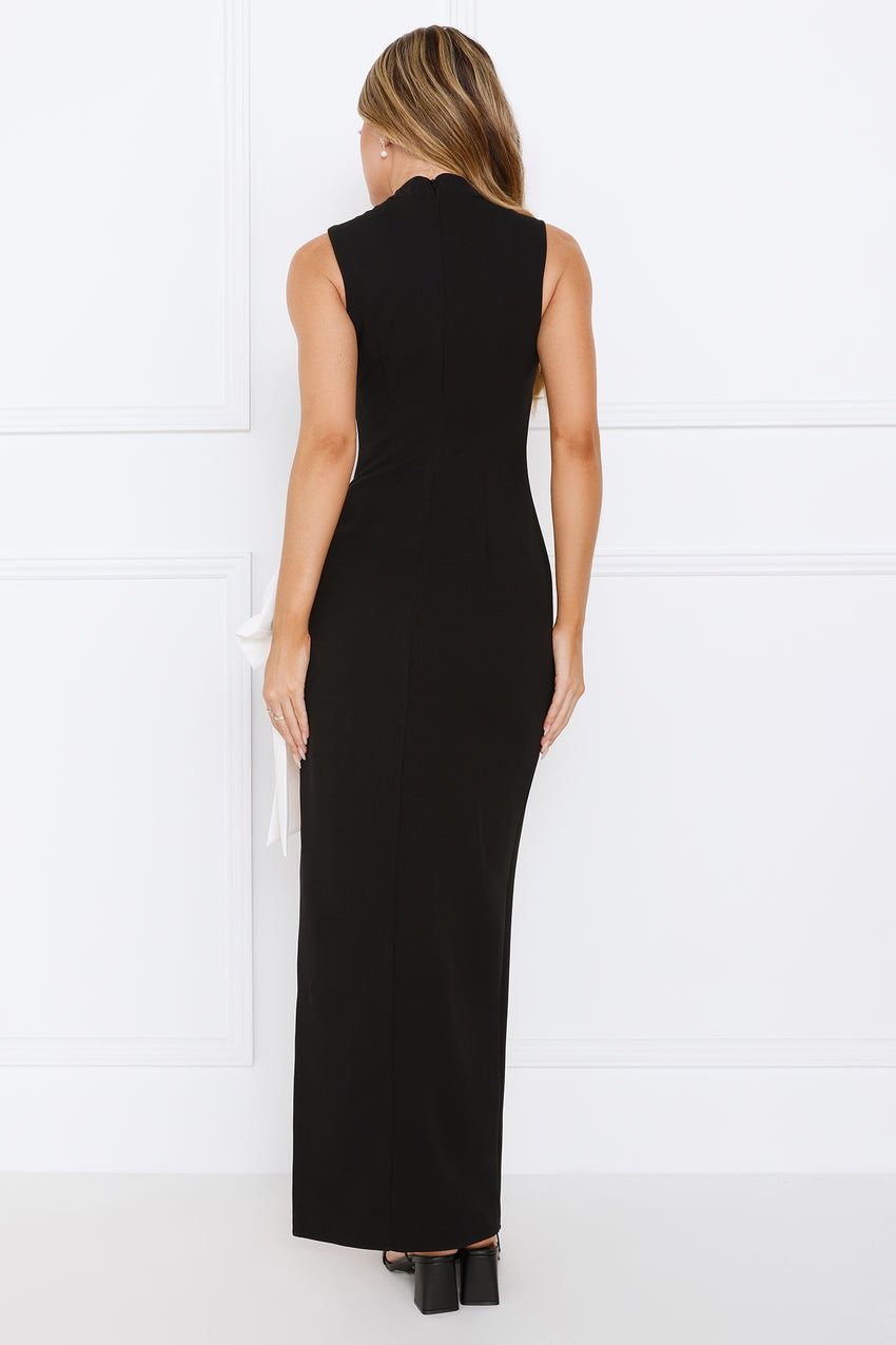 Runway Rendezvous Maxi Dress Black