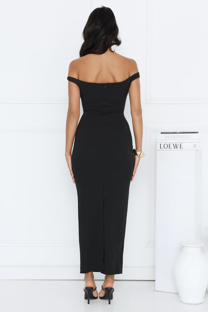 Turn Around Off Shoulder Maxi Dress Black