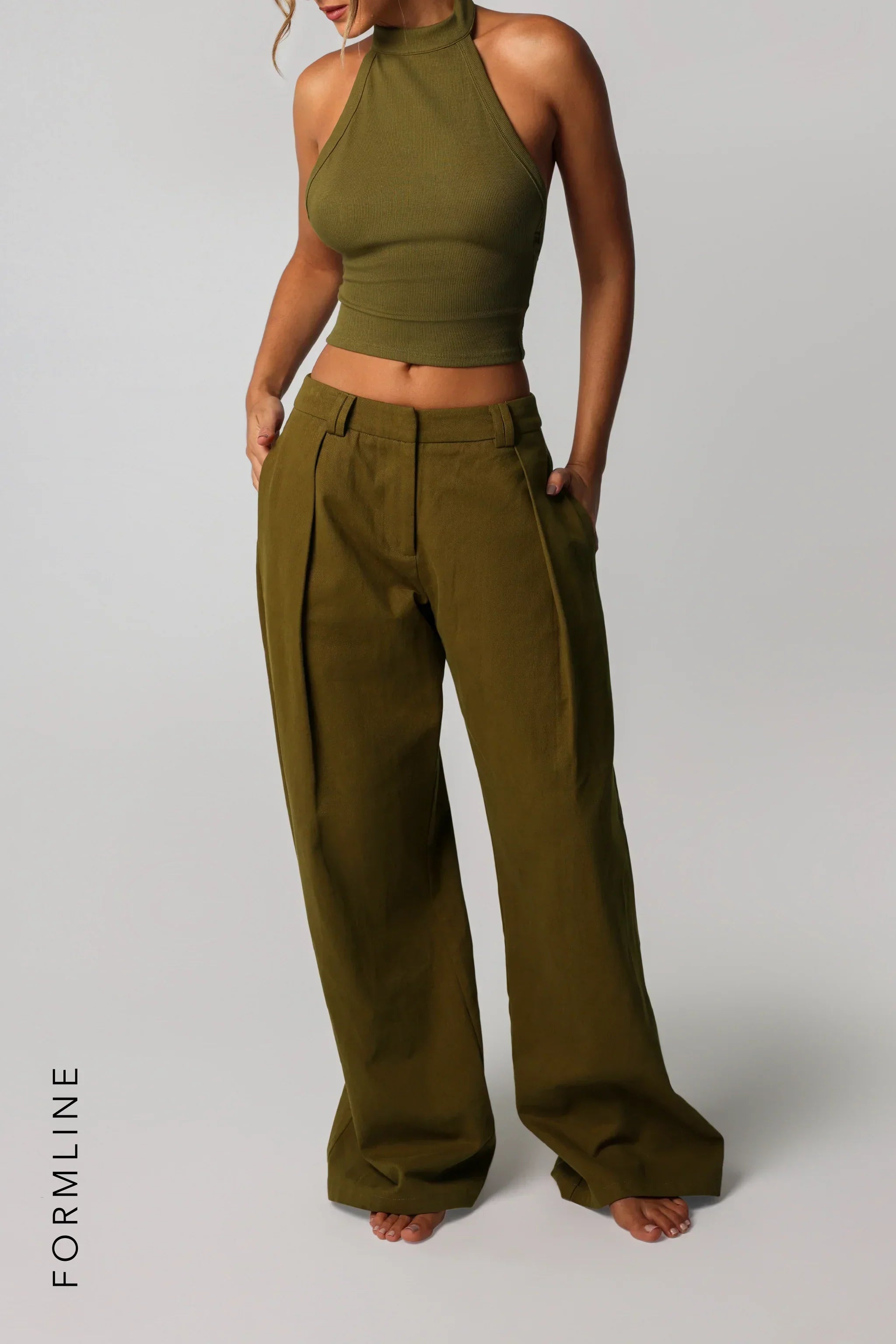 Sheveta Form-Ribbed High Neck Top - Olive
