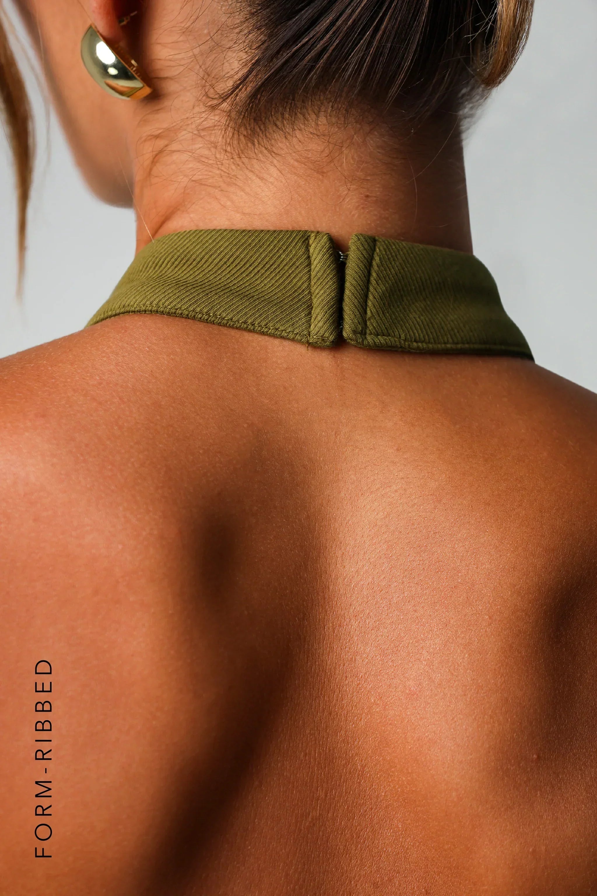 Sheveta Form-Ribbed High Neck Top - Olive